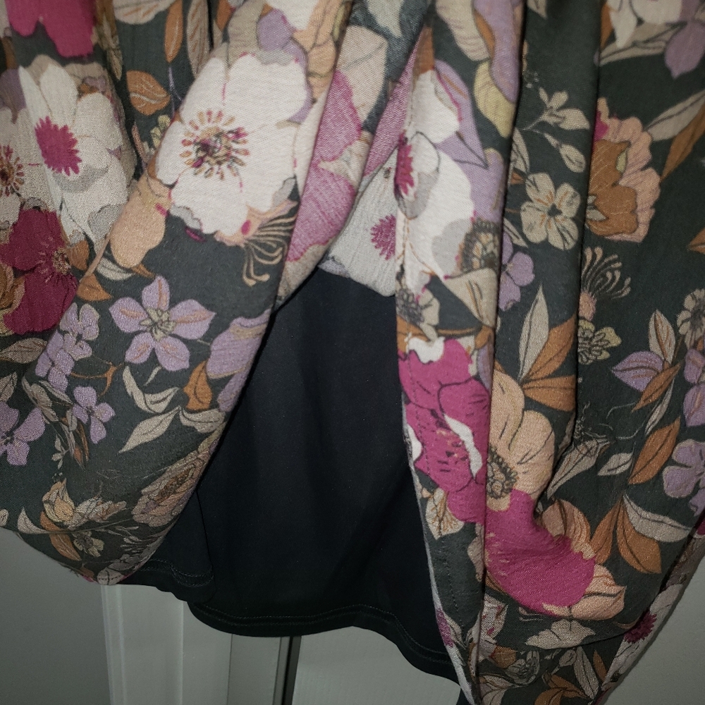 Emily Wonder (NWOT) Grey/Pink Floral Long Sleeve Dress Size 1X - Picture 6 of 9